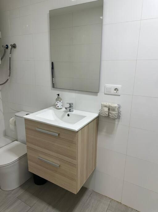 Precioso Apartamento 2 Personas Valenza Esterno foto