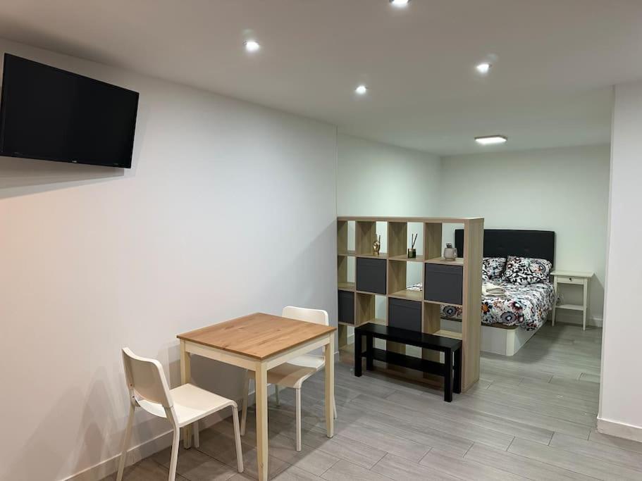Precioso Apartamento 2 Personas Valenza Esterno foto